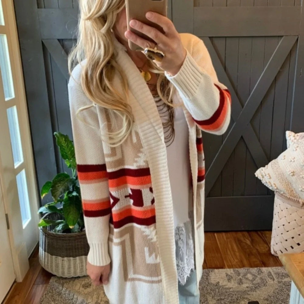 New Aztec Tribal Print Western Long Cardigan Sweater Beth Dutton Yellowstone - Picture 5 of 9